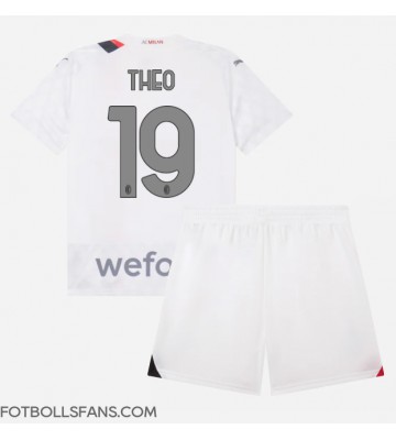 AC Milan Theo Hernandez #19 Replika Bortatröja Barn 2023-24 Kortärmad (+ Korta byxor)